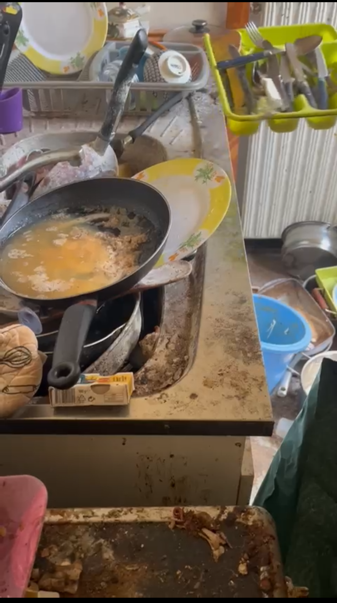 Cuisine sale avant intervention